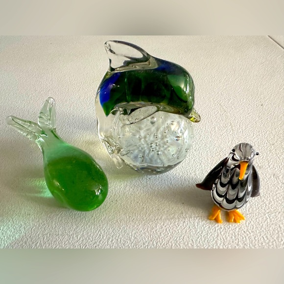 Other - Bundle of 3 Glass figurine paperweight - great condition - animal set